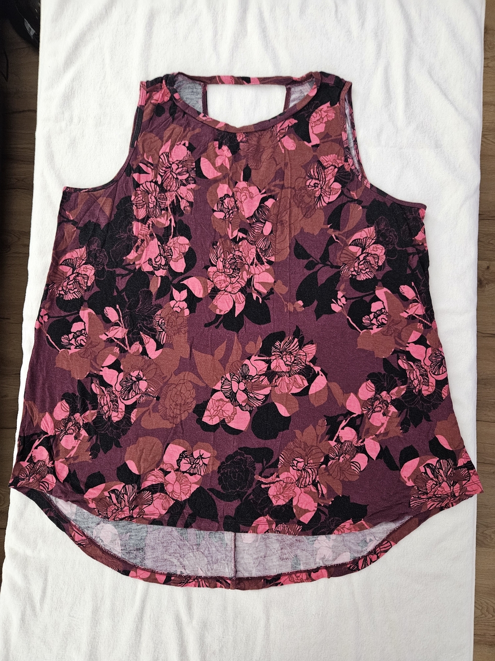 Lane Bryant LIVI Floral Keyhole Active Tank Top Plum Pink Plus Size 18/20